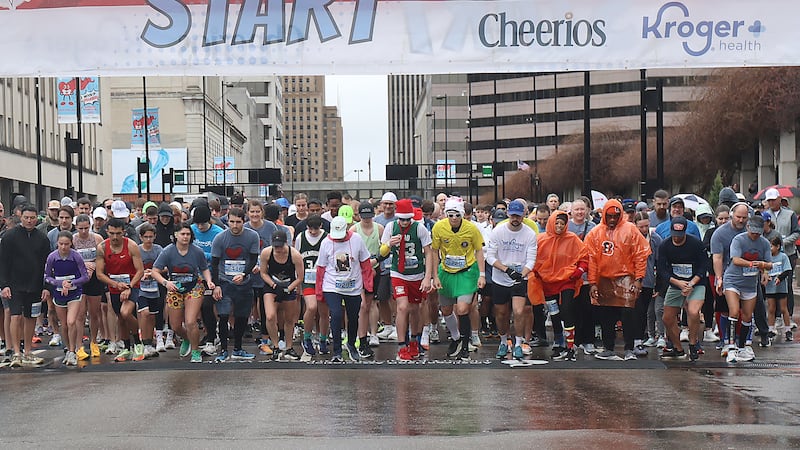 Thousands of runners and walkers participated in the annual Heart Mini-Marathon and Walk on...