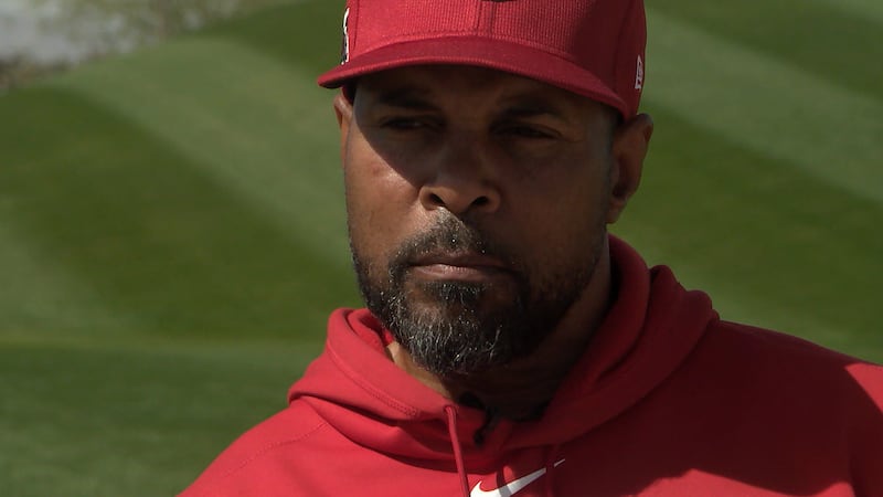 Barry Larkin talked with FOX19 NOW Sports Director Joe Danneman about Elly De La Cruz and more...