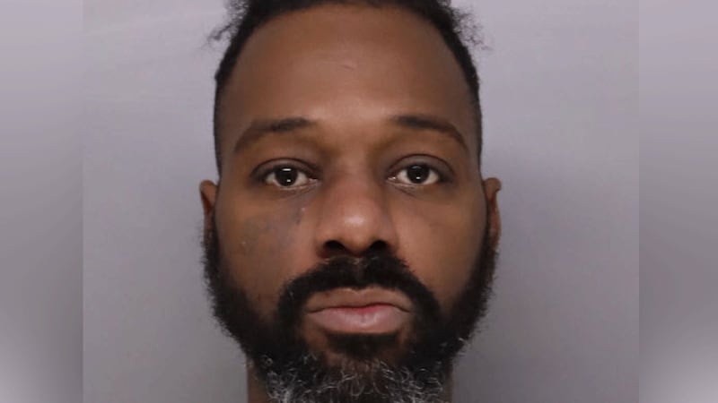Ronrico Hampton in a 2025 booking photo at the Hamilton County Justice Center.