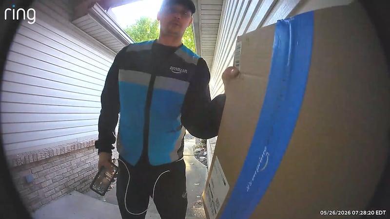 CAUGHT ON CAMERA: Third-party Amazon driver steals planter from Holland home