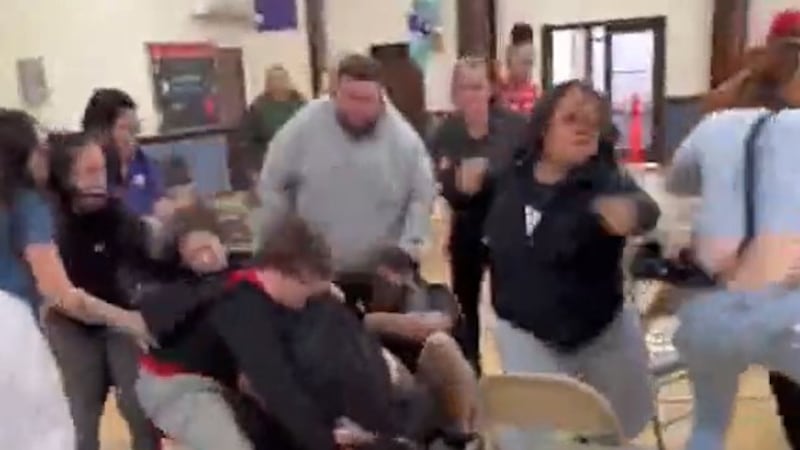 Toledo kindergarten graduation ceremony fight leads to arrest