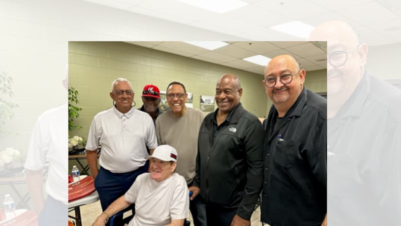 Pete Rose, a day before his death on Sept. 30, took a photo with some of his former Reds...